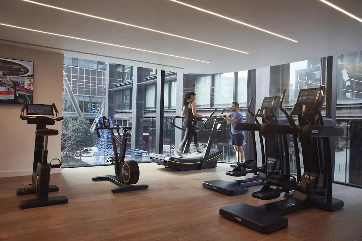 2 Bedroom Luxury Apartment London