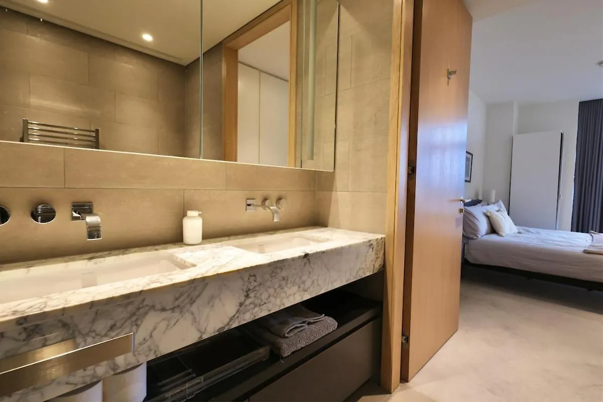 2 Bedroom Luxury Apartment London United Kingdom