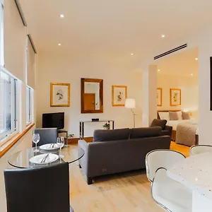 Stayinn Monument Aparthotel