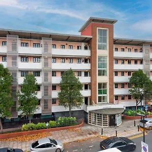 Bright, Interior, Close To The City, 2 Bedroom Apartment