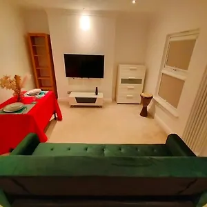 Fully-equipped Flat In The Of London. London