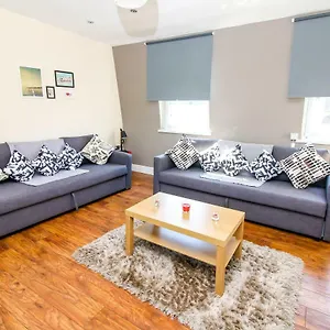 View Flat @ Liverpool St. London
